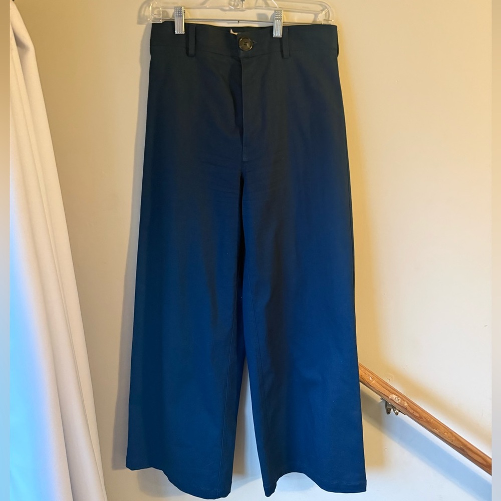 Chic Navy Wide-Leg Trousers